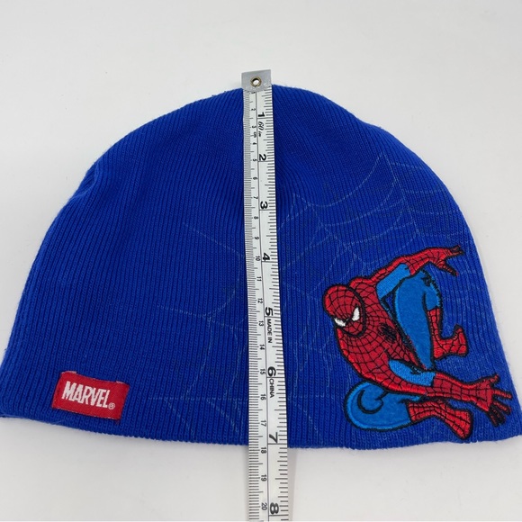 MARVEL: Blue Spider-Man Beanie Hat - Picture 6 of 10